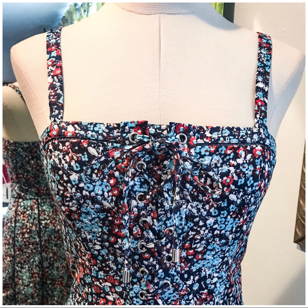 🌸 PARKER Athena Lace-Up A-Line Dress – Floral Fit & Flare - Picture 3 of 6